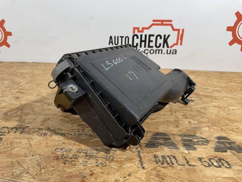 Корпус воздушного фильтра передний LS 600 2007 Седан (2URFSE) 5000CC 32-VALVE DOHC EFI