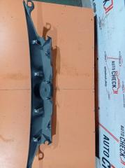 Накладка крышки багажника Toyota RAV 4 Внедорожник 2.0 Накладка крышки багажника Toyota RAV 4 Внедорожник 2.0