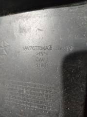 Нижняя накладка торпедо Compass 2012 Внедорожник 2.4 бензин Нижняя накладка торпедо Compass 2012 Внедорожник 2.4 бензин