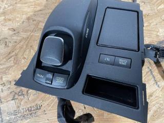Накладка консоли CT 200 H F-Sport 2013 Хэтчбек 2ZR-FXE Накладка консоли CT 200 H F-Sport 2013 Хэтчбек 2ZR-FXE