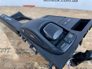 Накладка консоли Lexus CT 200 H F-Sport Хэтчбек 2ZR-FXE Накладка консоли Lexus CT 200 H F-Sport Хэтчбек 2ZR-FXE