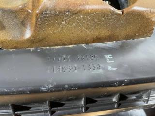 Корпус воздушного фильтра правый LS 600 2007 Седан (2URFSE) 5000CC 32-VALVE DOHC EFI Корпус воздушного фильтра правый LS 600 2007 Седан (2URFSE) 5000CC 32-VALVE DOHC EFI