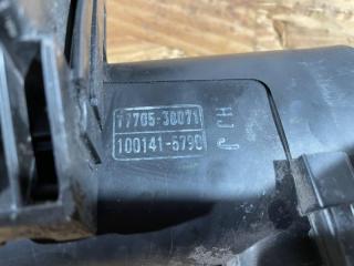Корпус воздушного фильтра правый LS 600 2007 Седан (2URFSE) 5000CC 32-VALVE DOHC EFI Корпус воздушного фильтра правый LS 600 2007 Седан (2URFSE) 5000CC 32-VALVE DOHC EFI